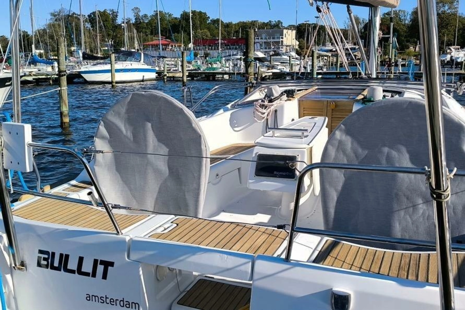 2011 Beneteau 40