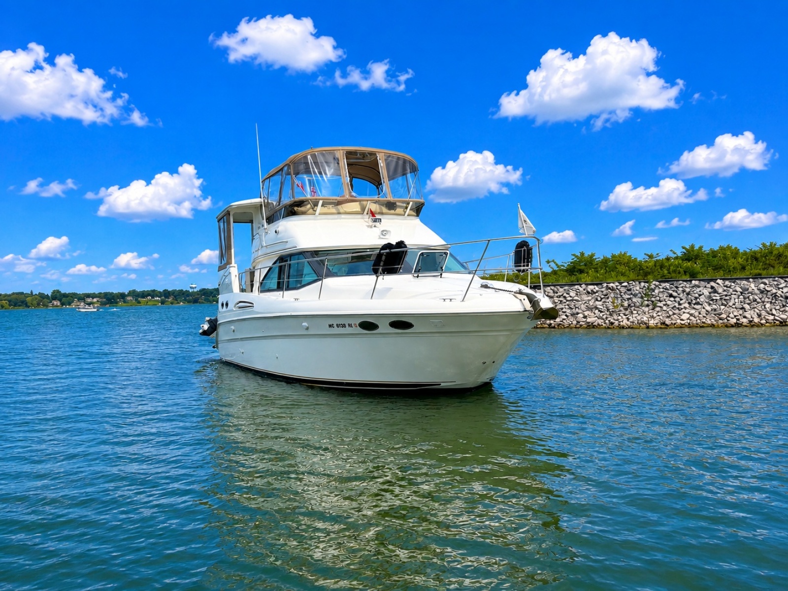 1998 Sea Ray 370 Aft Cabin