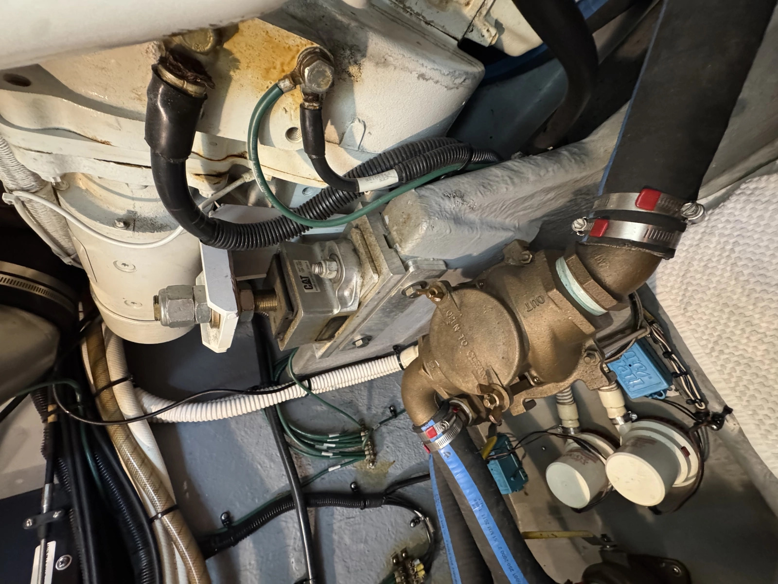 1998 Sea Ray 370 Aft Cabin