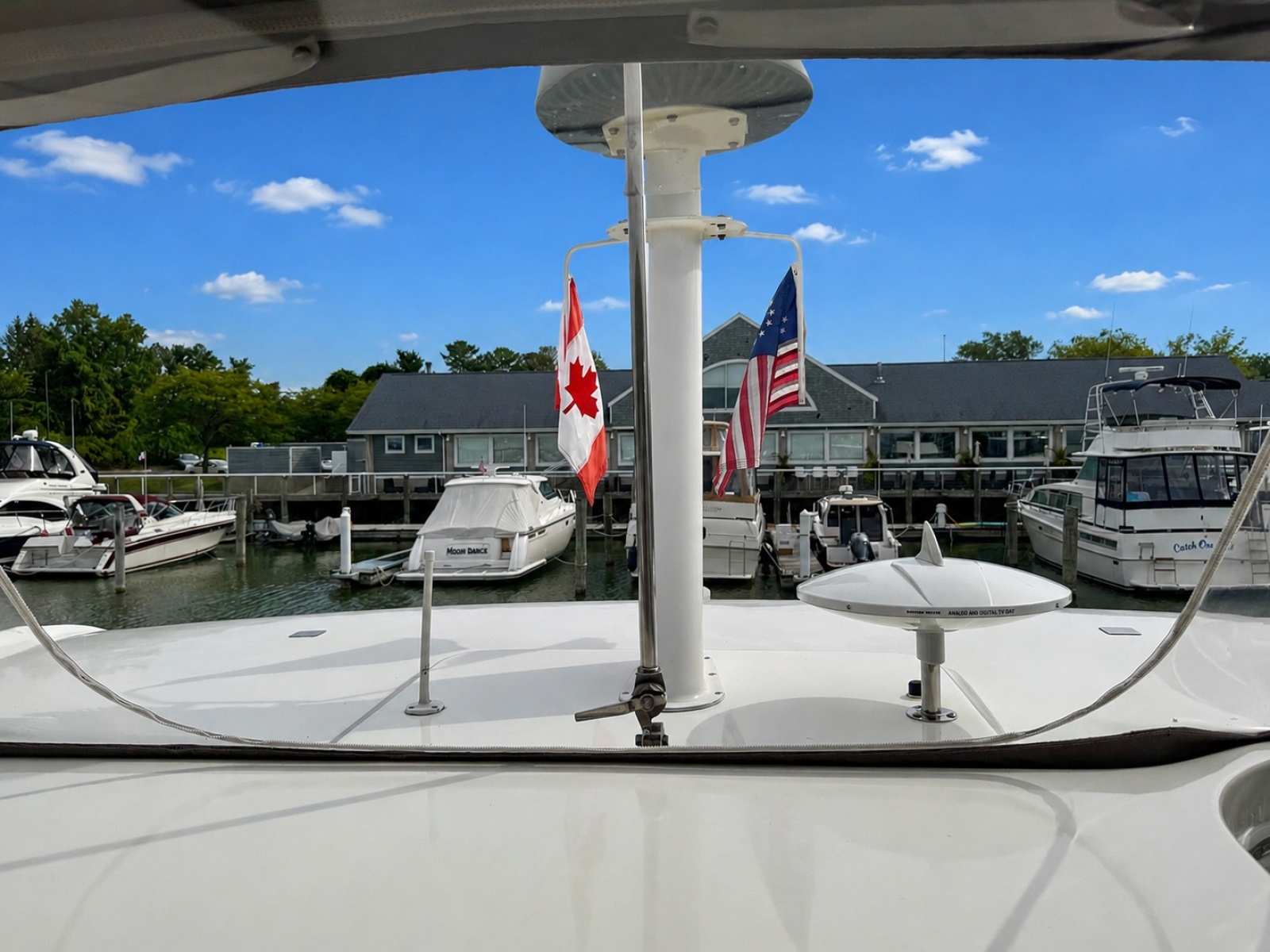 1998 Sea Ray 370 Aft Cabin