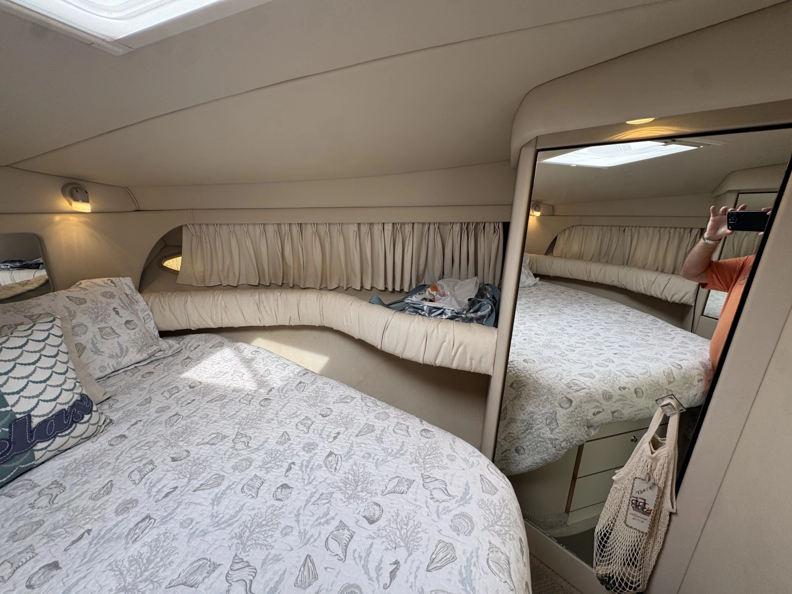 1998 Sea Ray 370 Aft Cabin