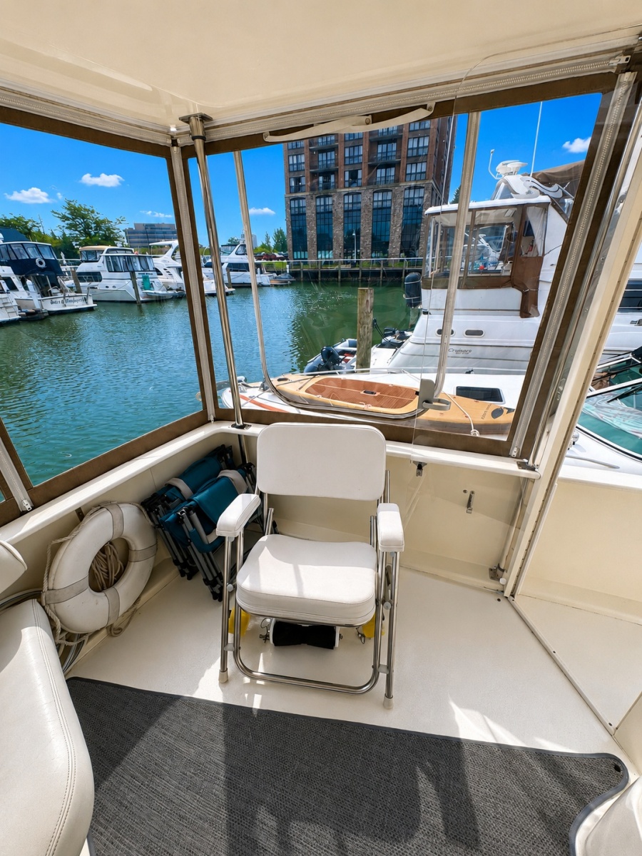 1998 Sea Ray 370 Aft Cabin