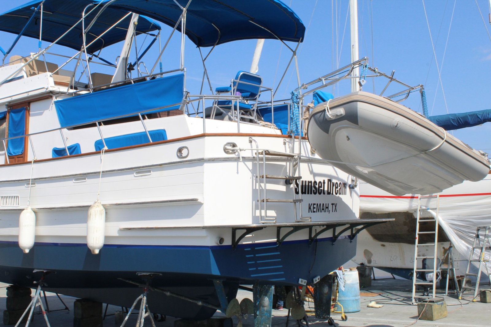1983 Ocean Alexander 40 Double Cabin