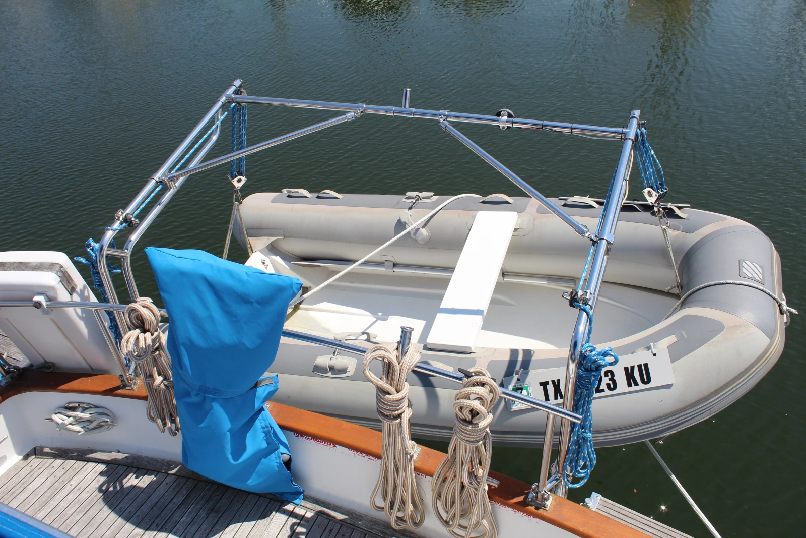 1983 Ocean Alexander 40 Double Cabin