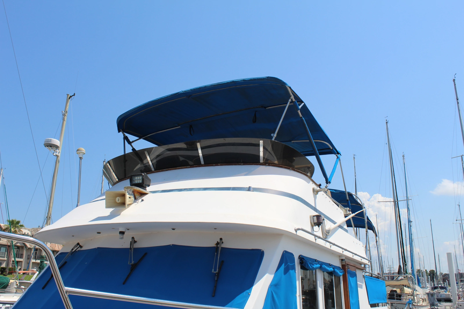 1983 Ocean Alexander 40 Double Cabin