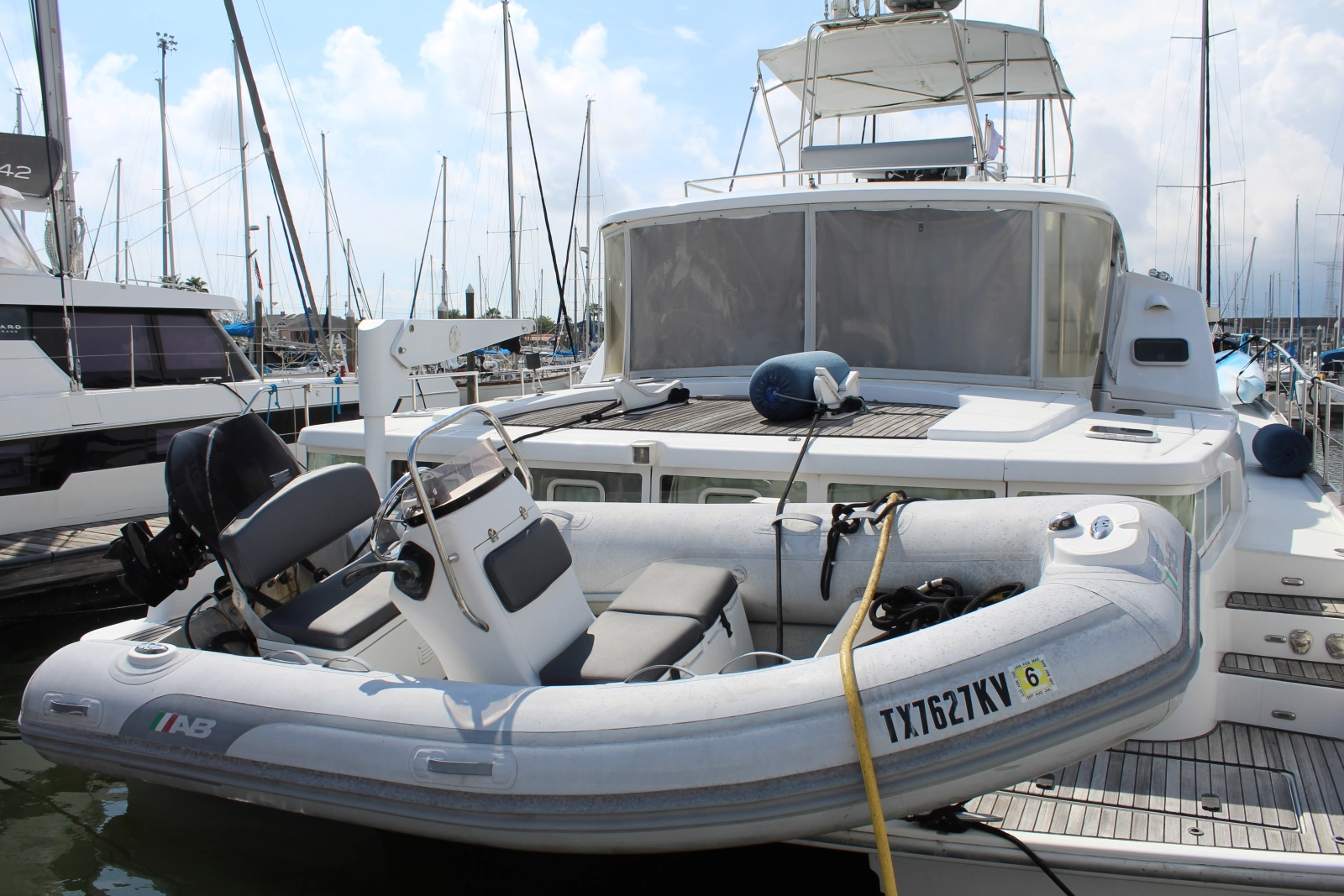 1983 Ocean Alexander 40 Double Cabin