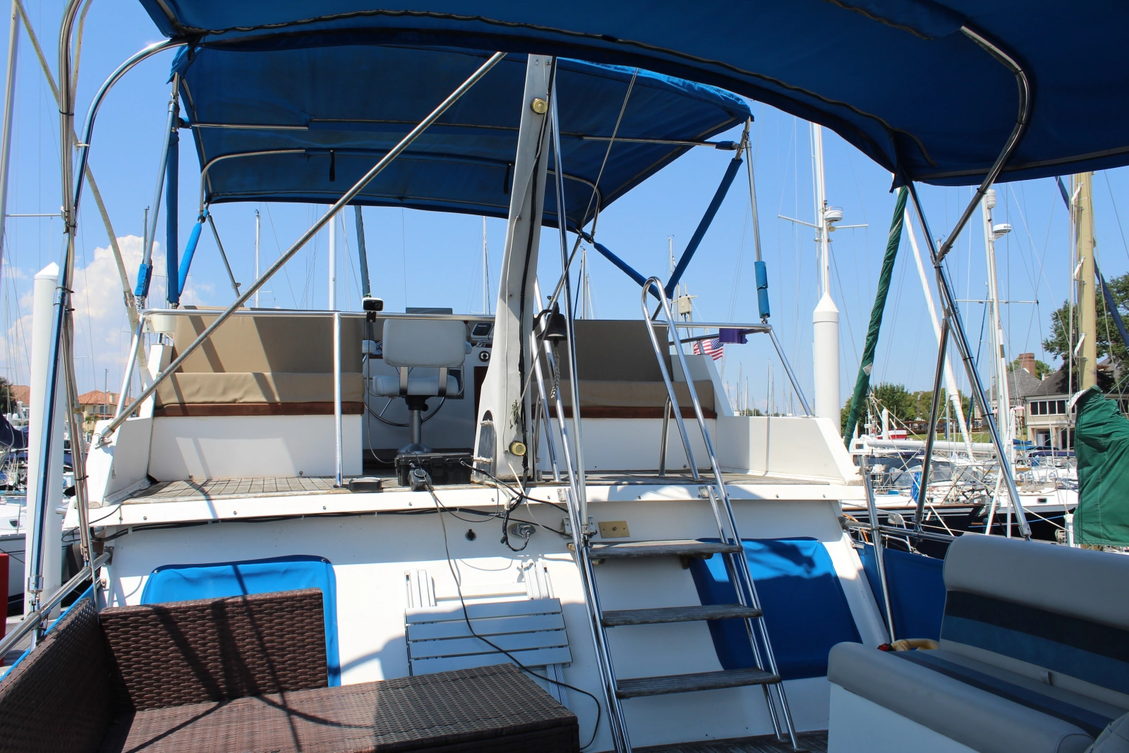 1983 Ocean Alexander 40 Double Cabin