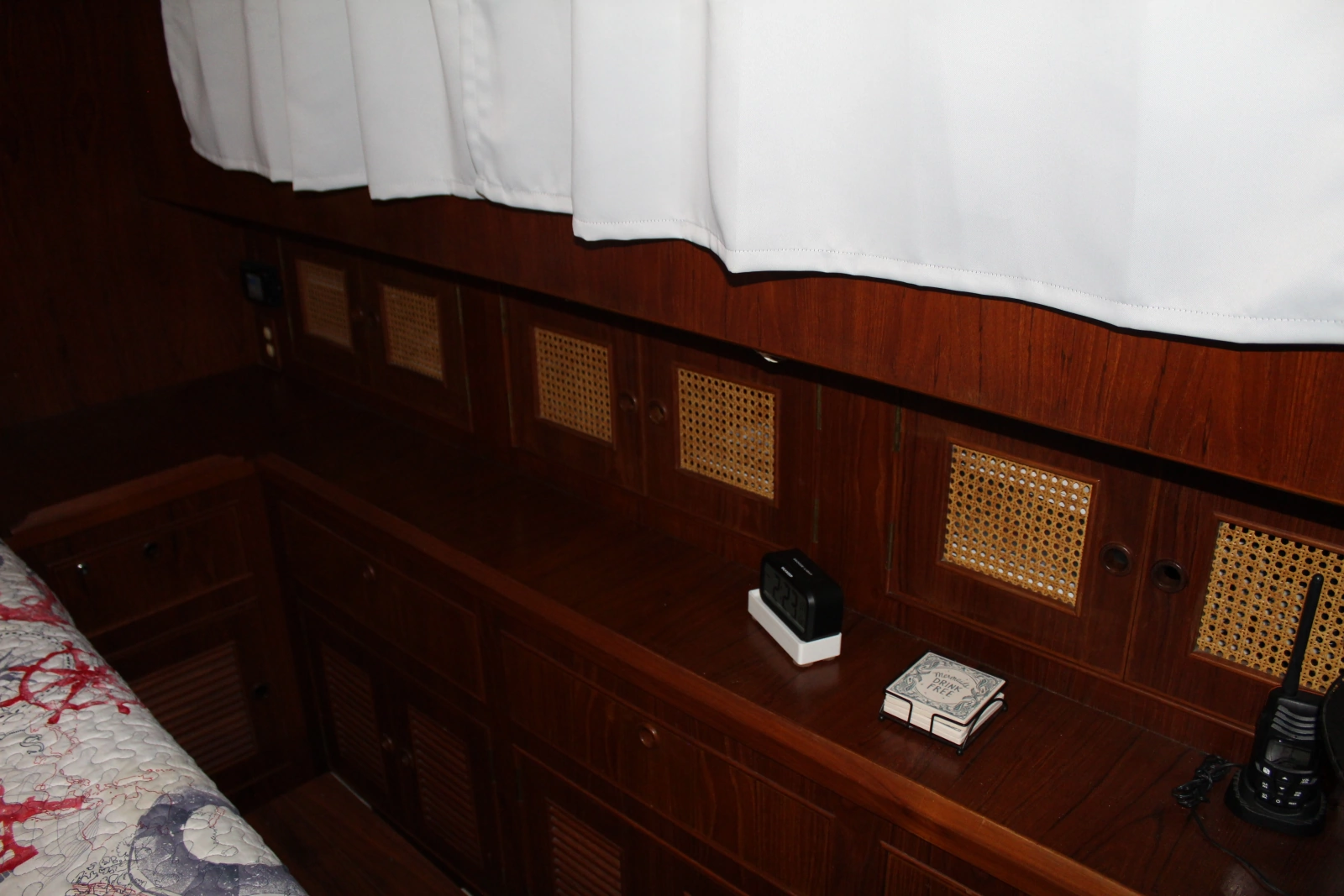 1983 Ocean Alexander 40 Double Cabin