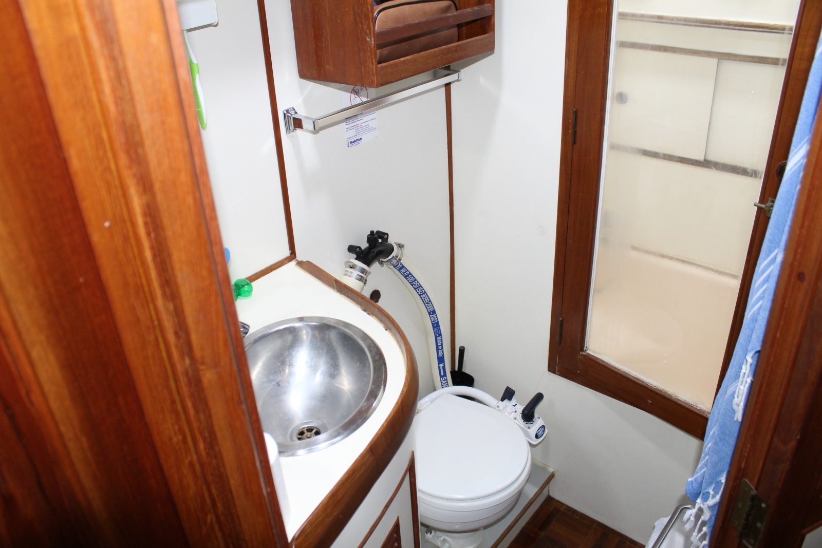 1983 Ocean Alexander 40 Double Cabin