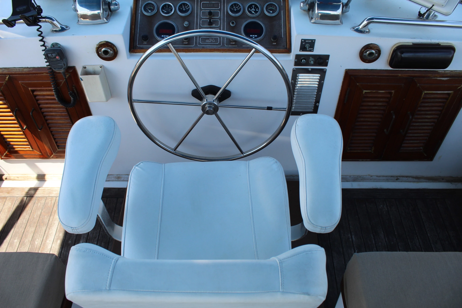 1983 Ocean Alexander 40 Double Cabin