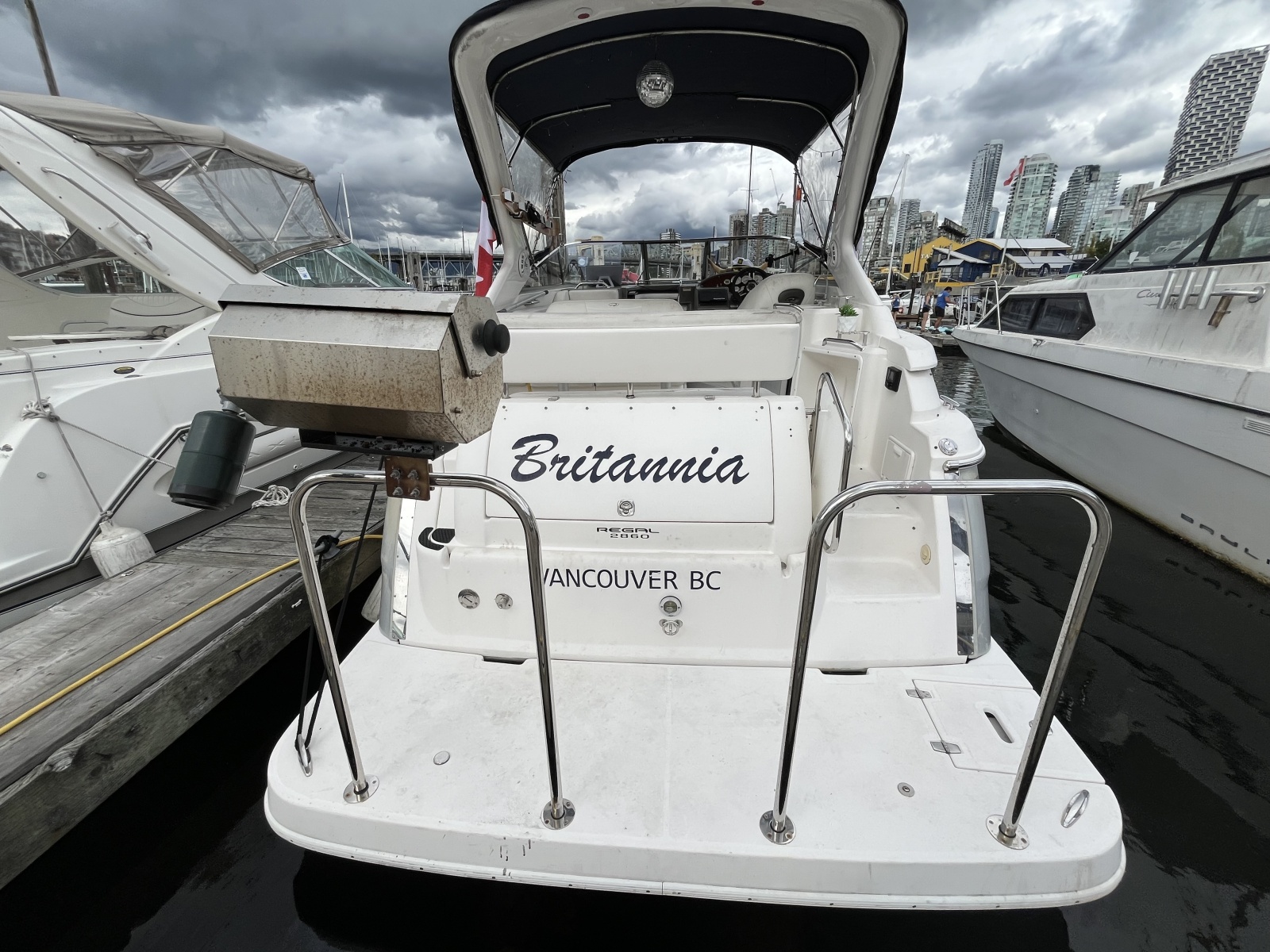 2007 Regal 2860 Window Express