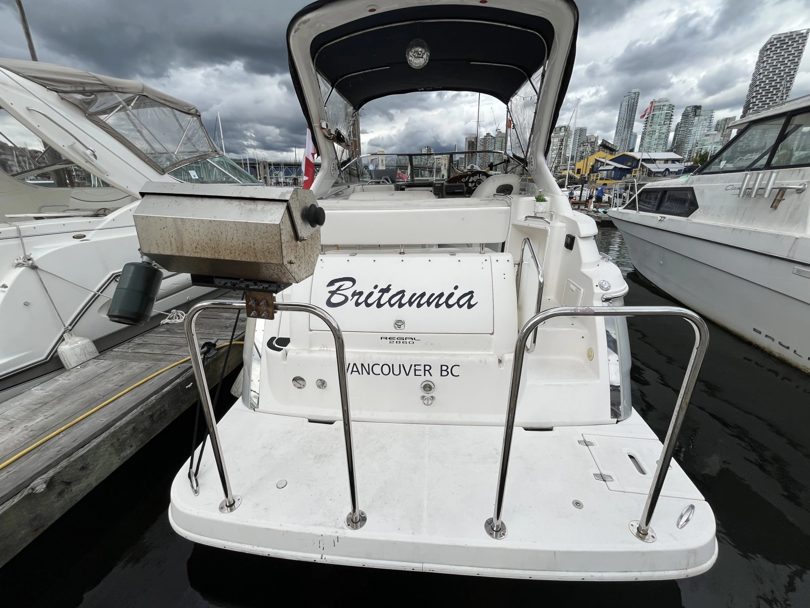 2007 Regal 2860 Window Express