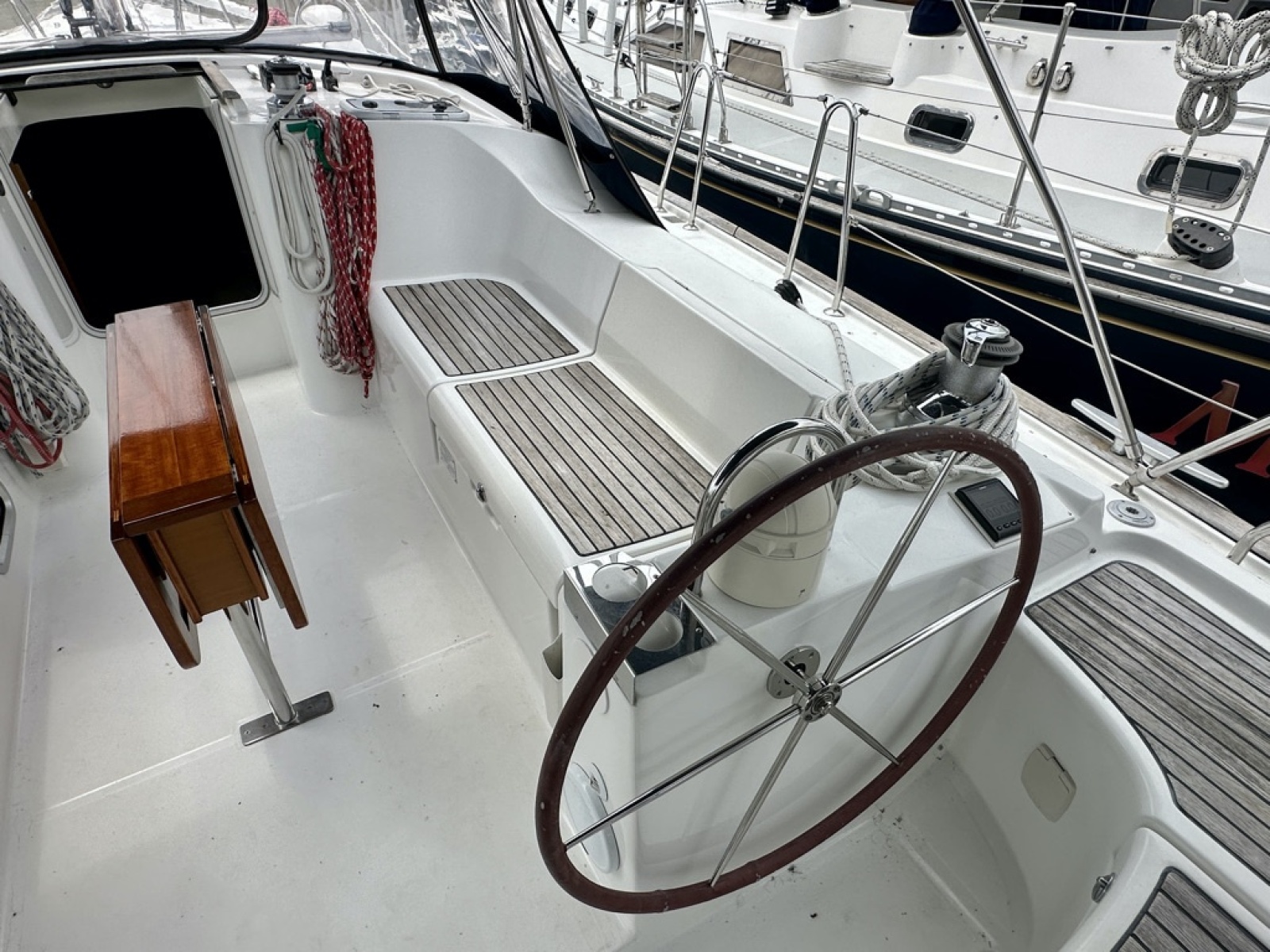 2002 Beneteau 473
