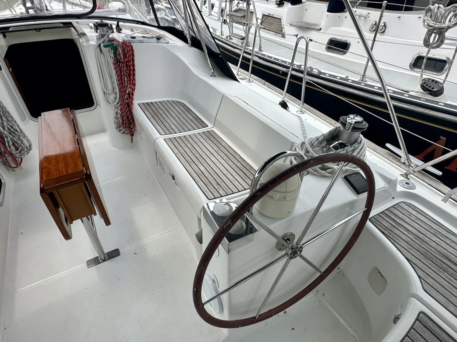 2002 Beneteau 473