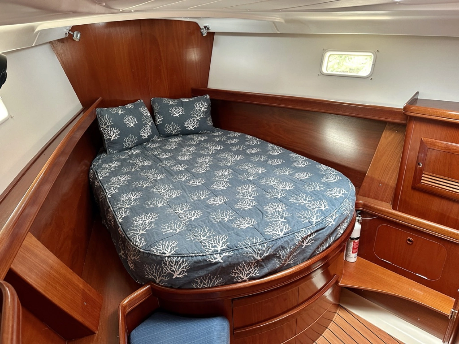 2002 Beneteau 473