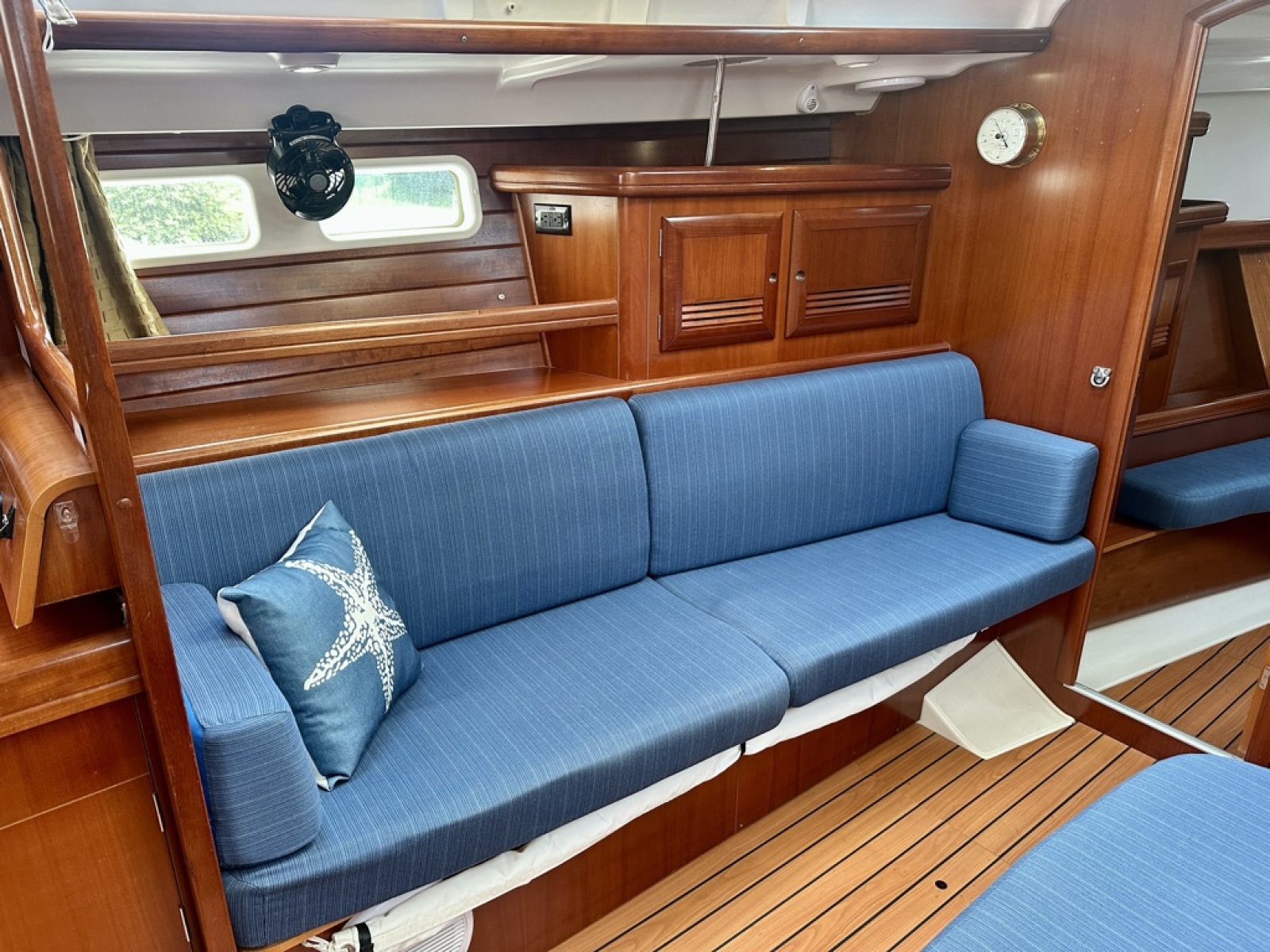 2002 Beneteau 473