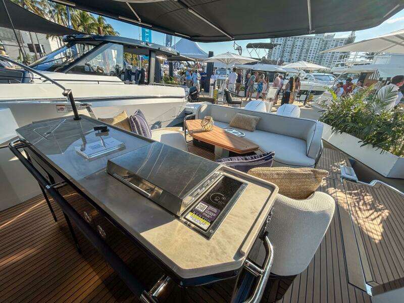 2027 Beneteau Gran Turismo 40