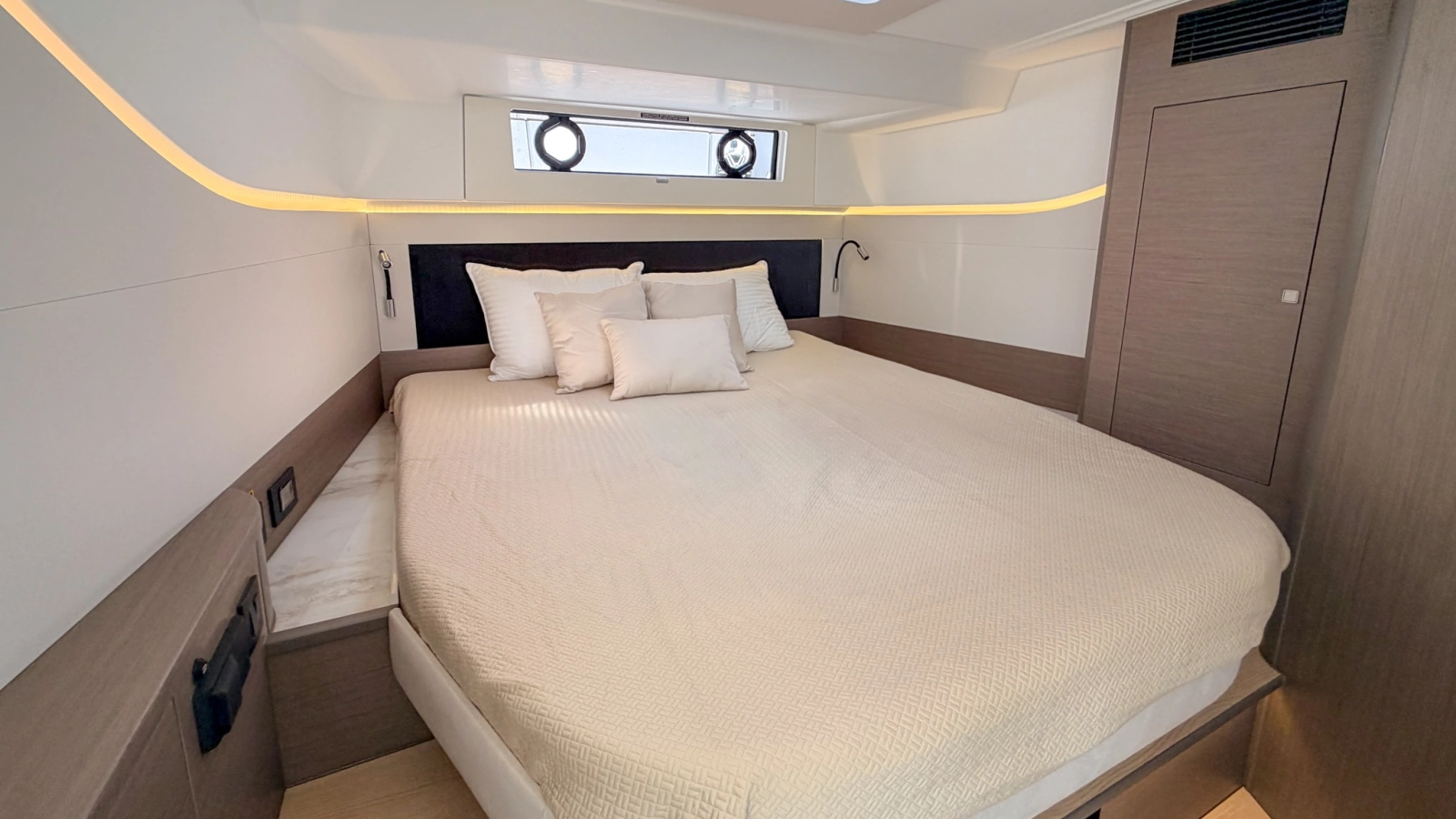 2027 Beneteau Gran Turismo 40