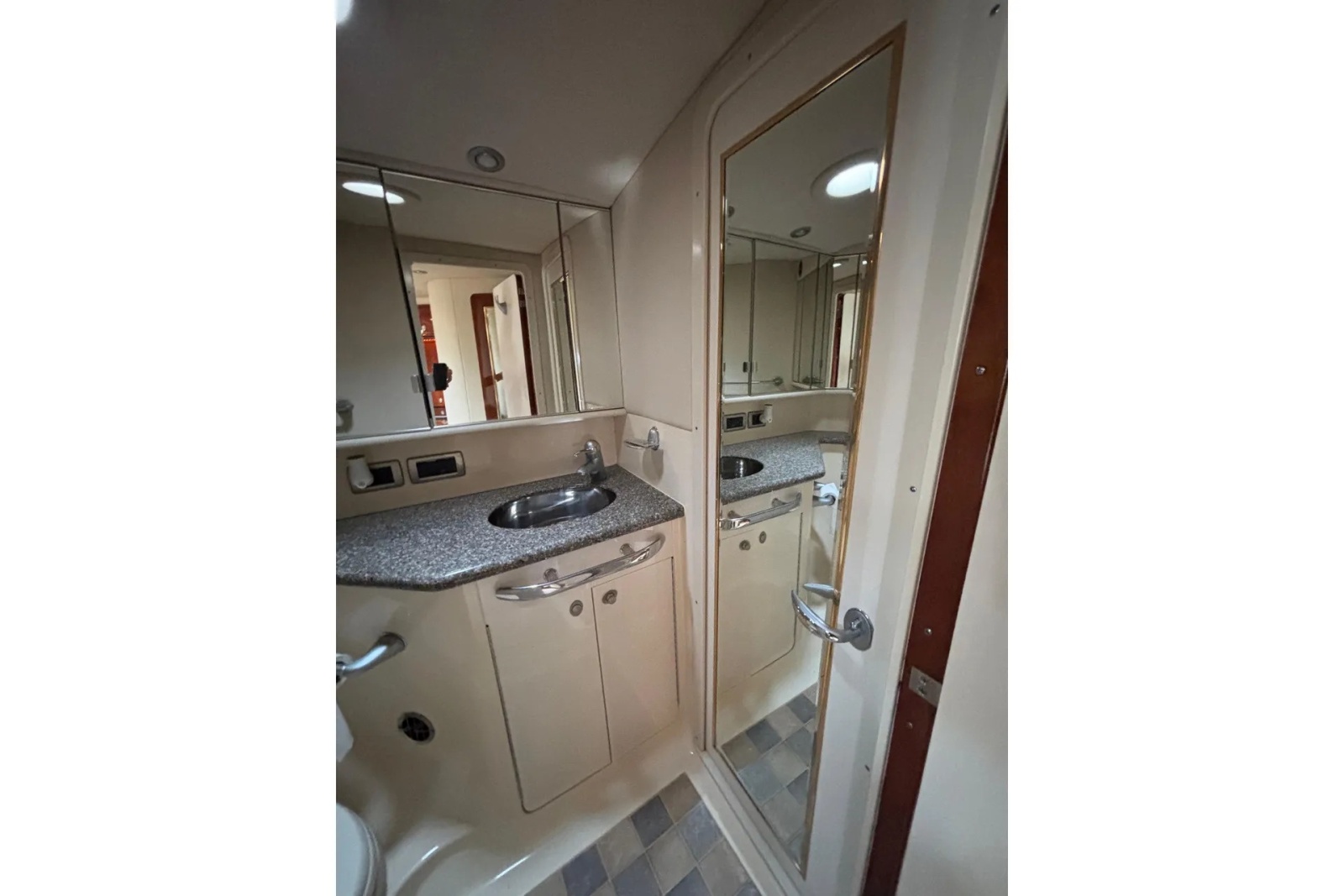 2003 Sea Ray 550 Sundancer