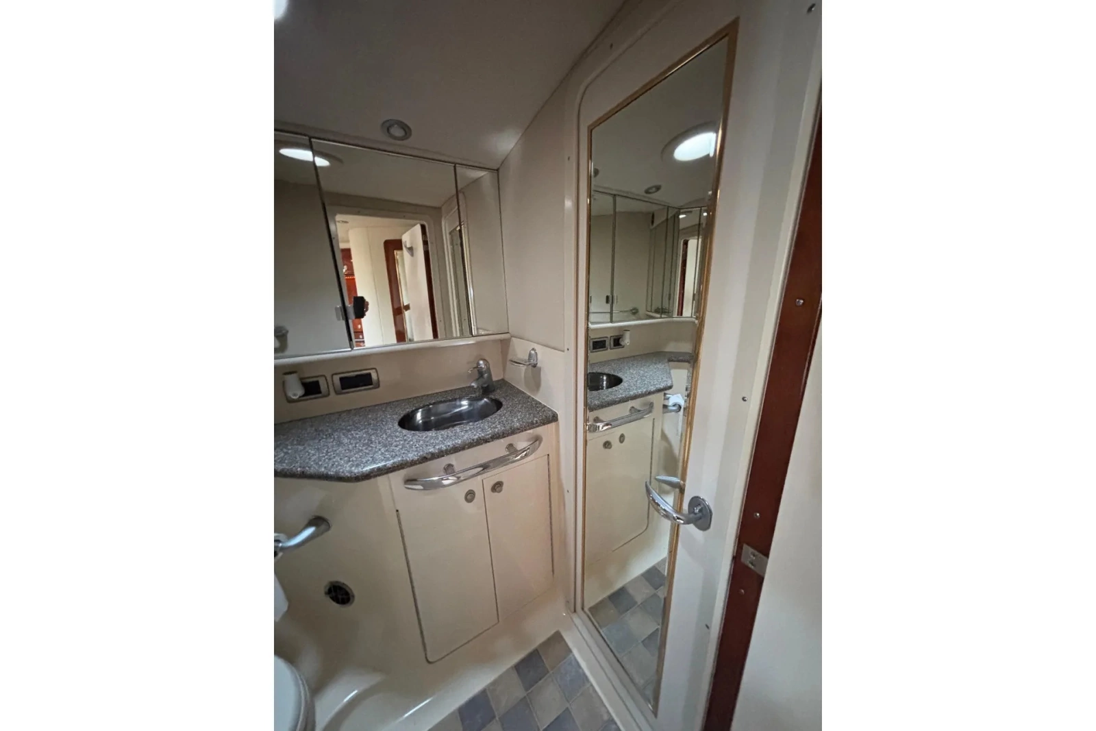 2003 Sea Ray 550 Sundancer