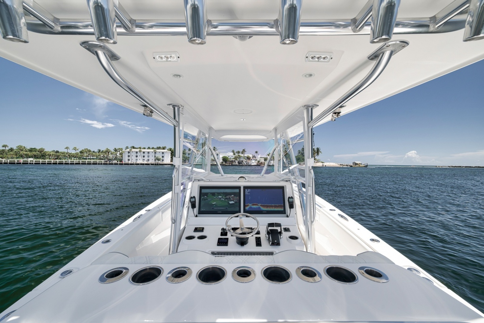 2019 Invincible 39