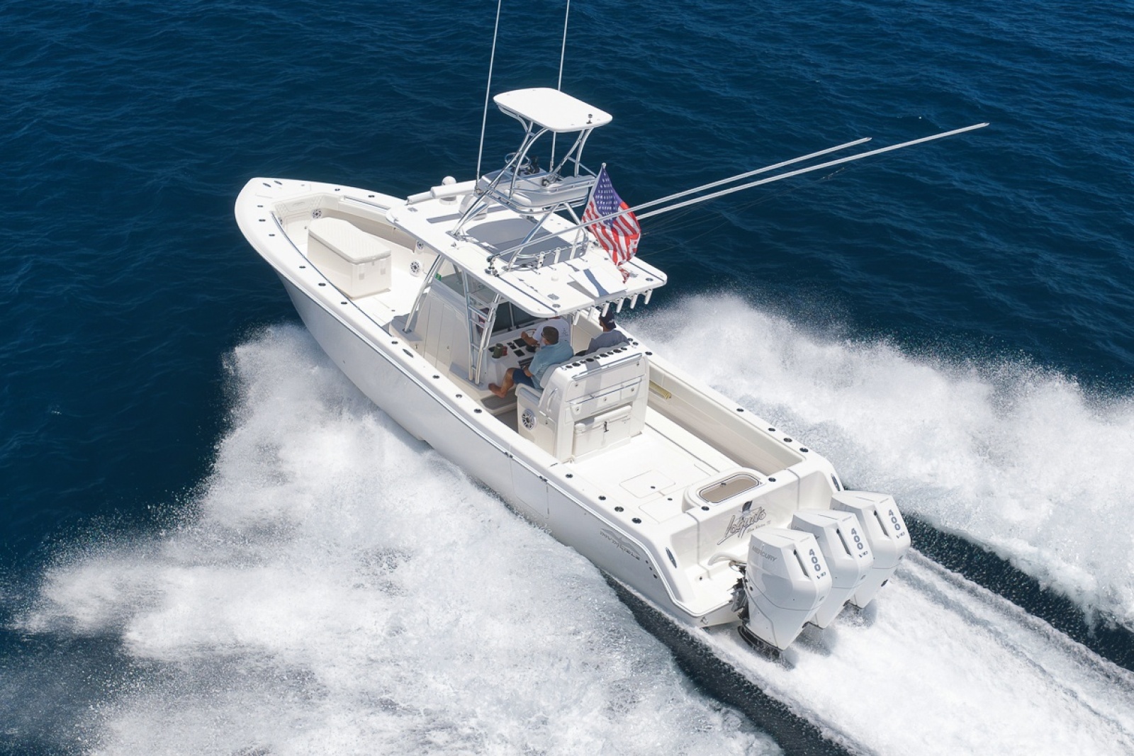 2019 Invincible 39