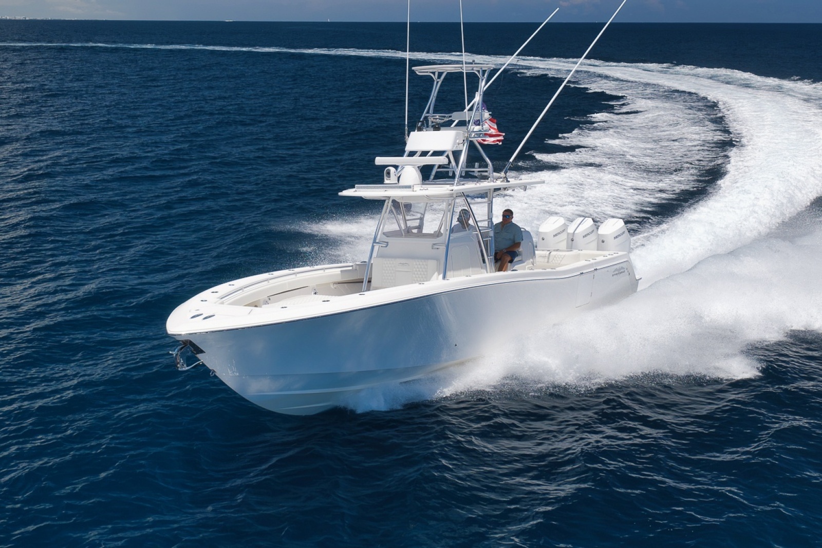 2019 Invincible 39