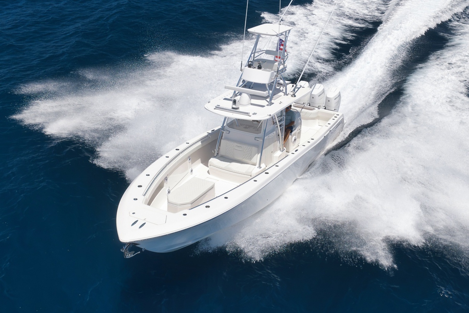 2019 Invincible 39