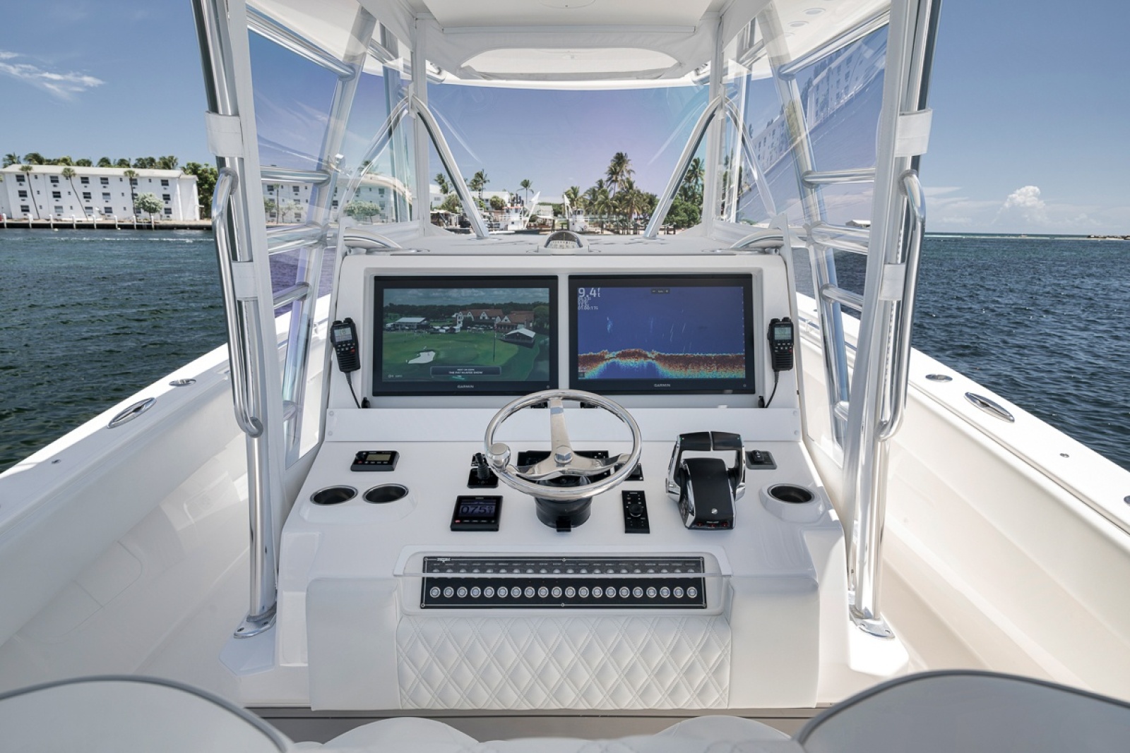 2019 Invincible 39