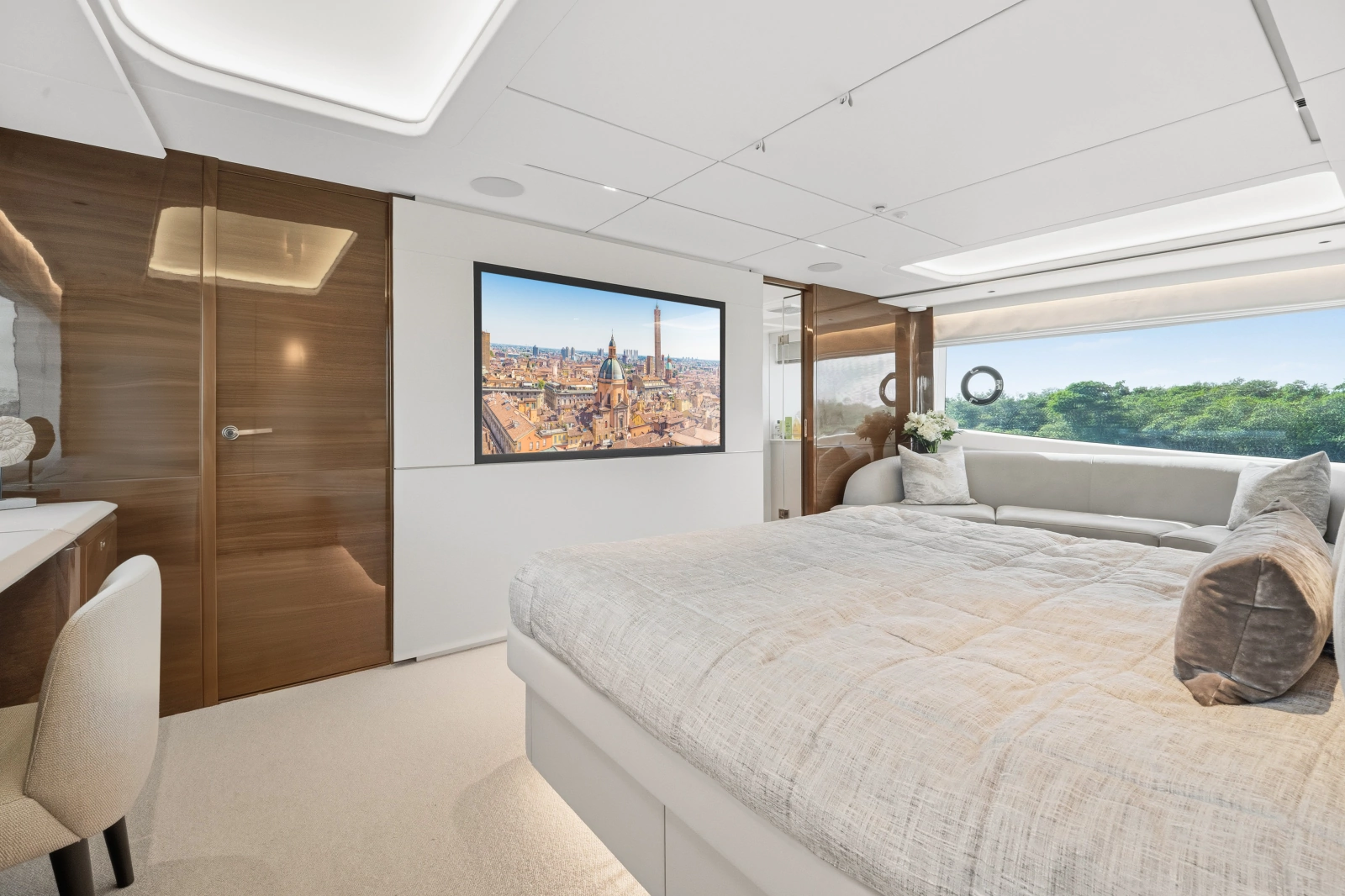 2025 Princess Y95