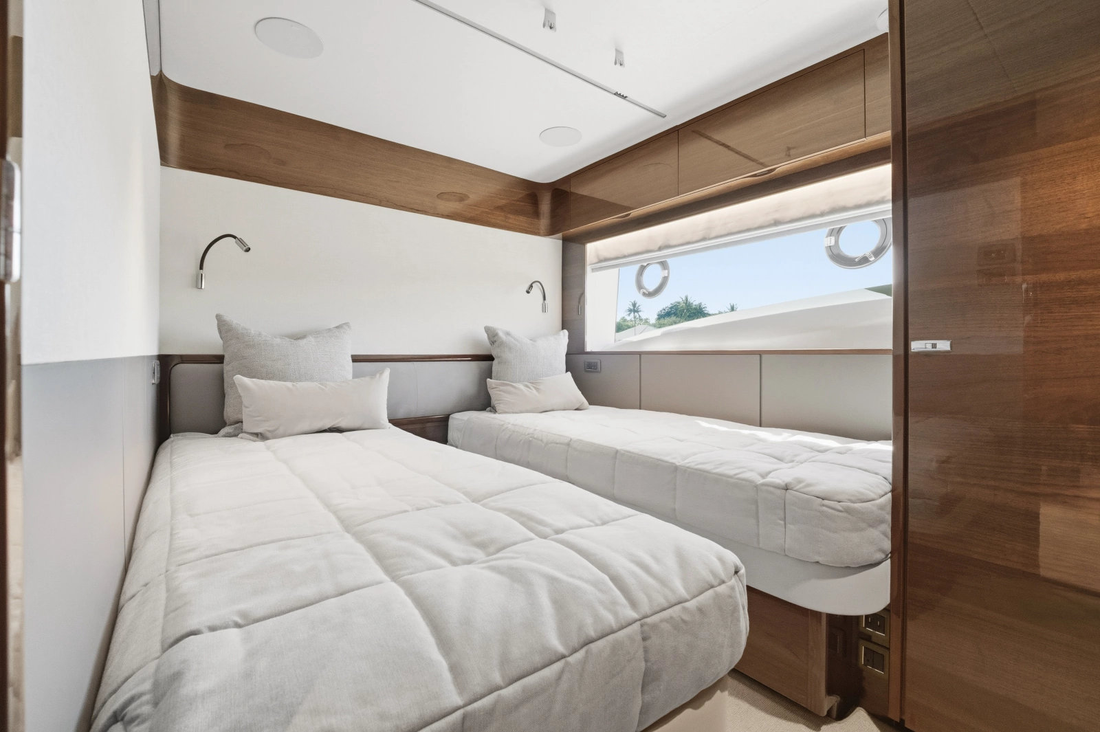 2025 Princess Y95