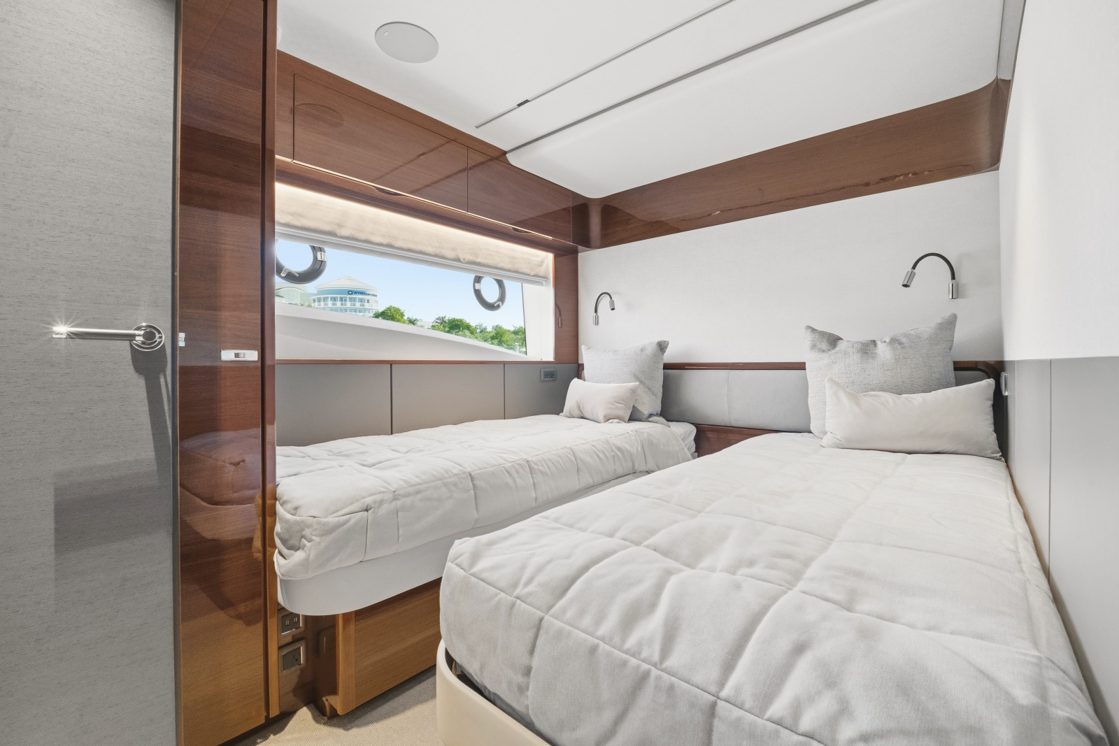 2025 Princess Y95
