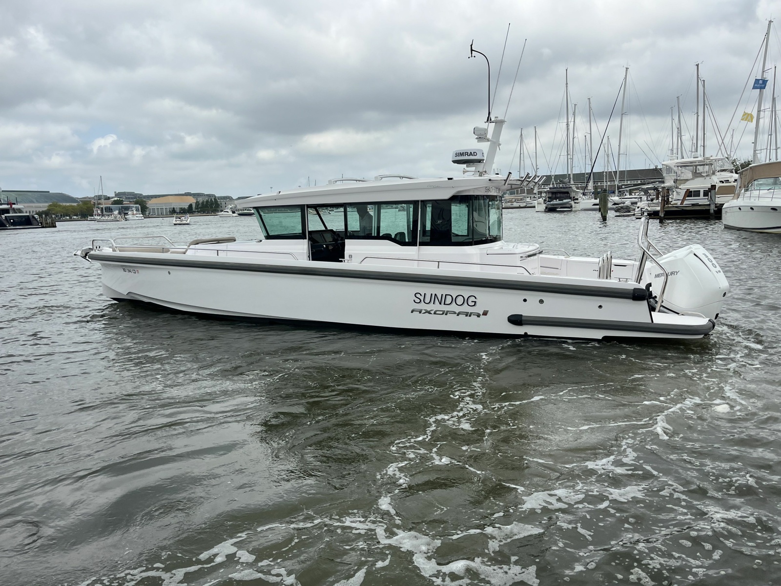 2023 Axopar 37 XC Cross Cabin