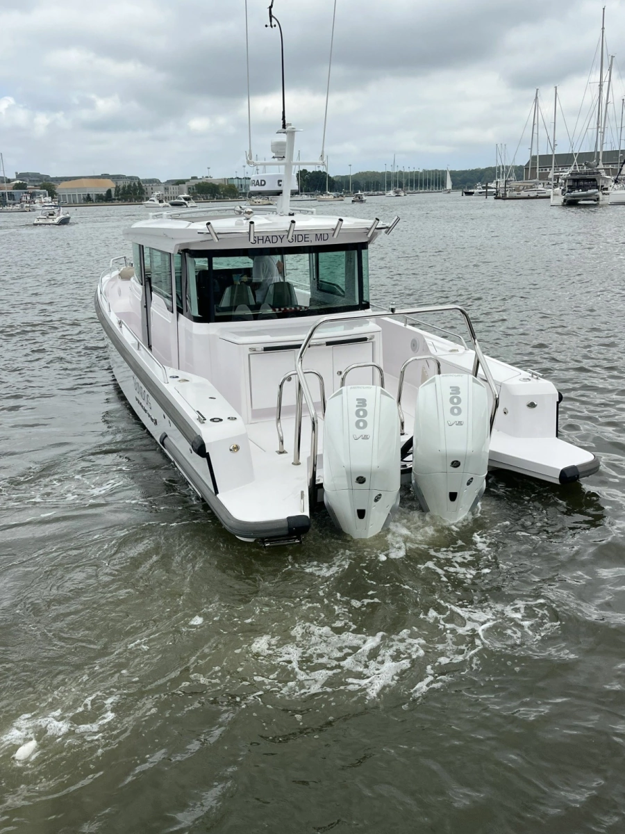 2023 Axopar 37 XC Cross Cabin