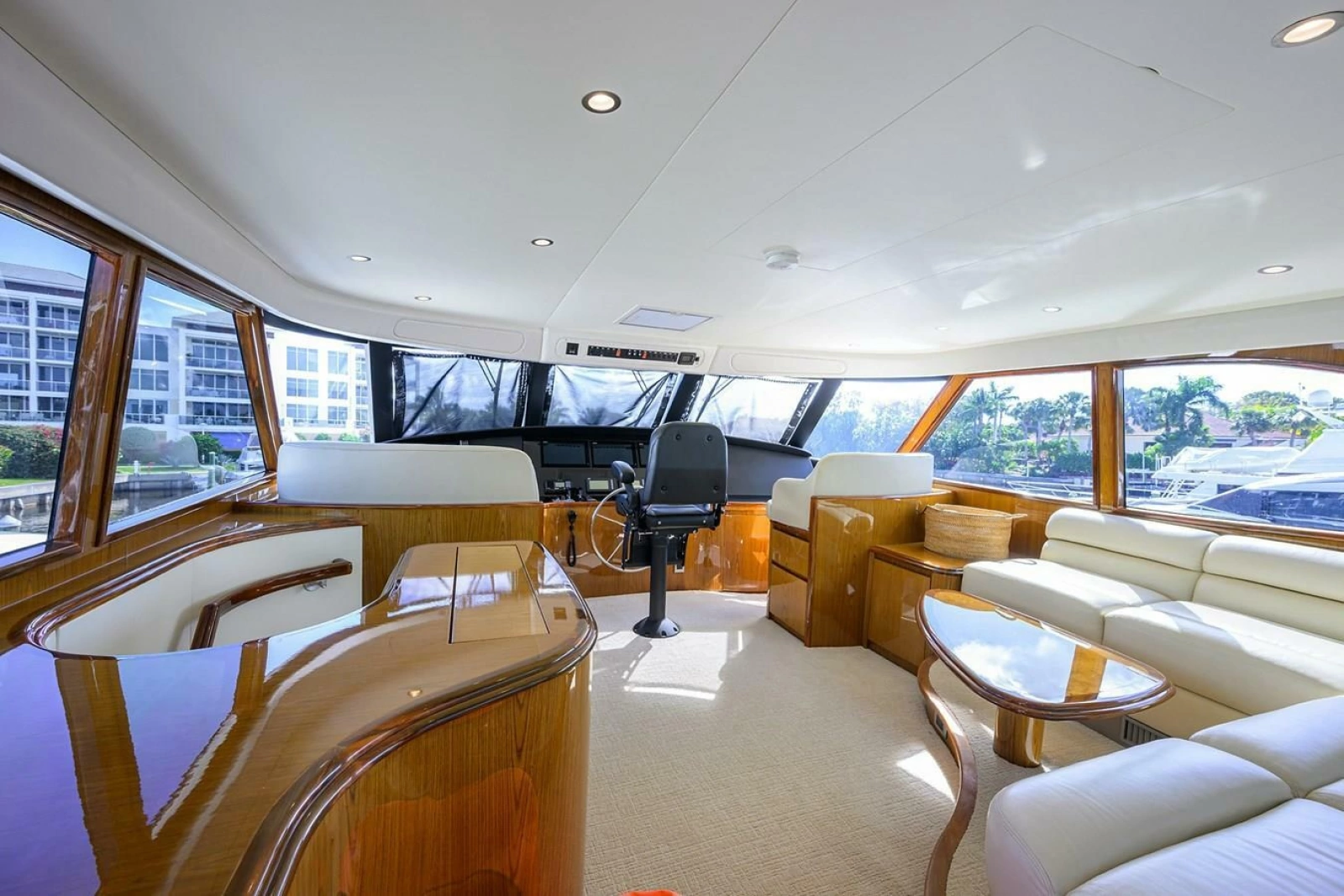 2010 Viking Enclosed Flybridge