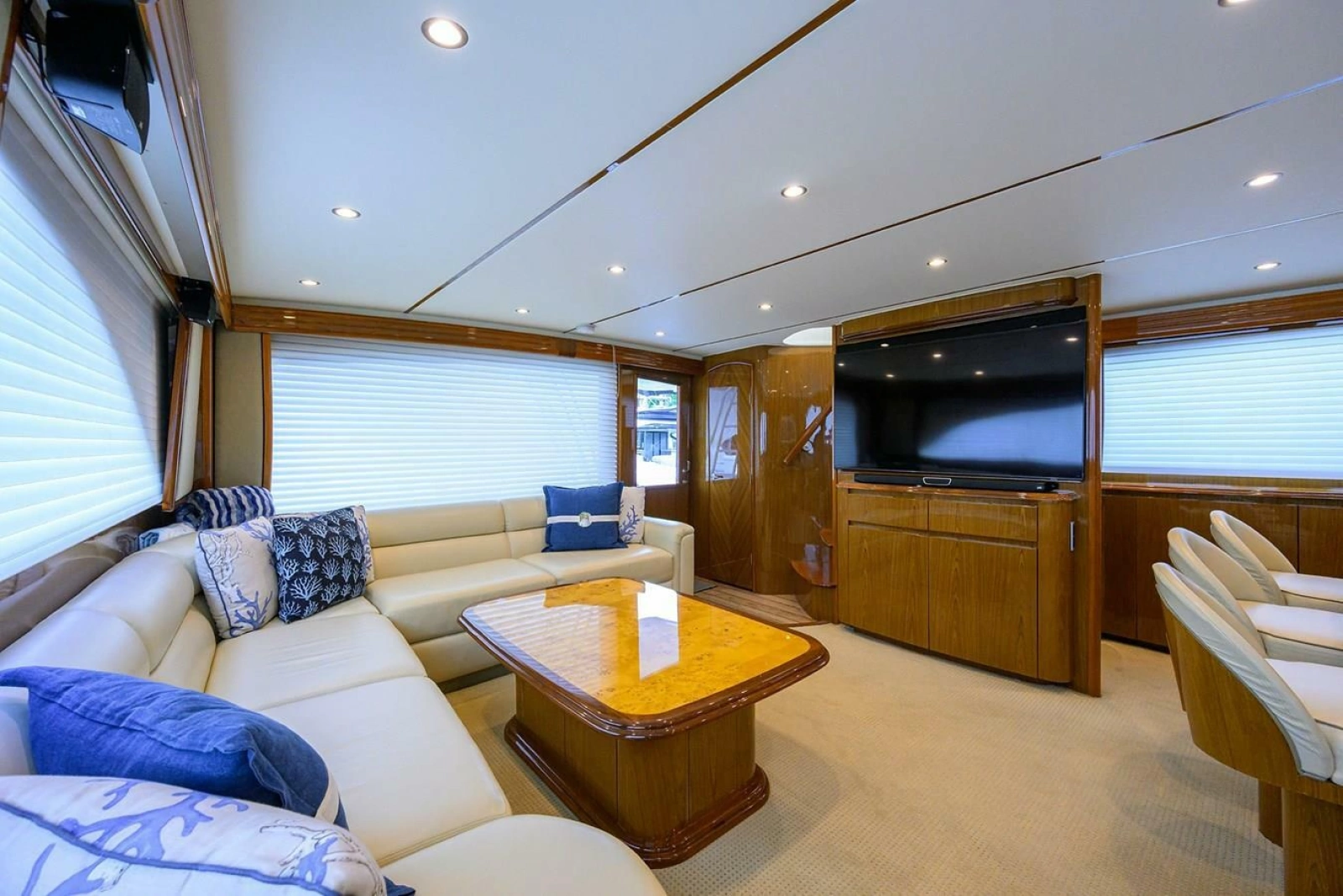 2010 Viking Enclosed Flybridge