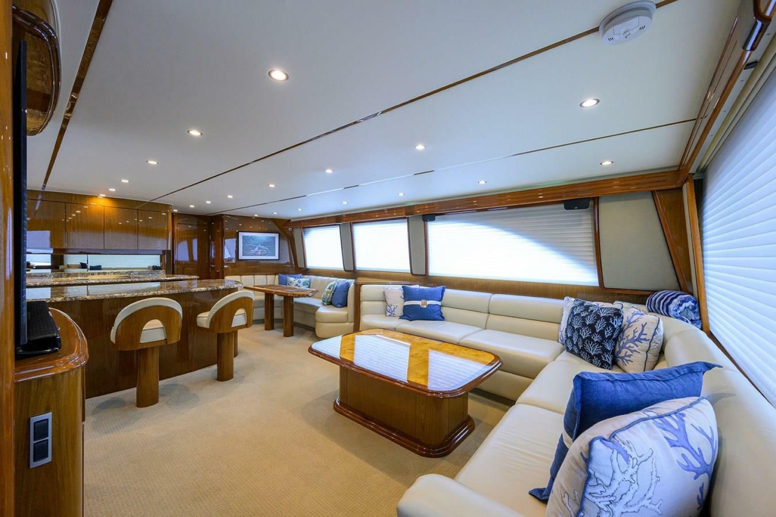 2010 Viking Enclosed Flybridge
