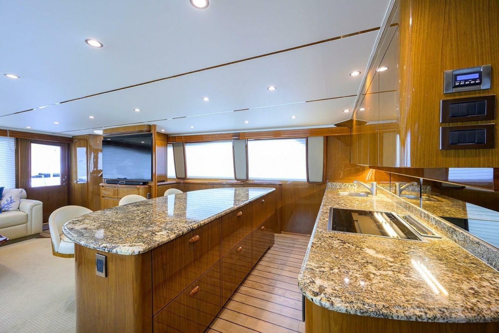 2010 Viking Enclosed Flybridge