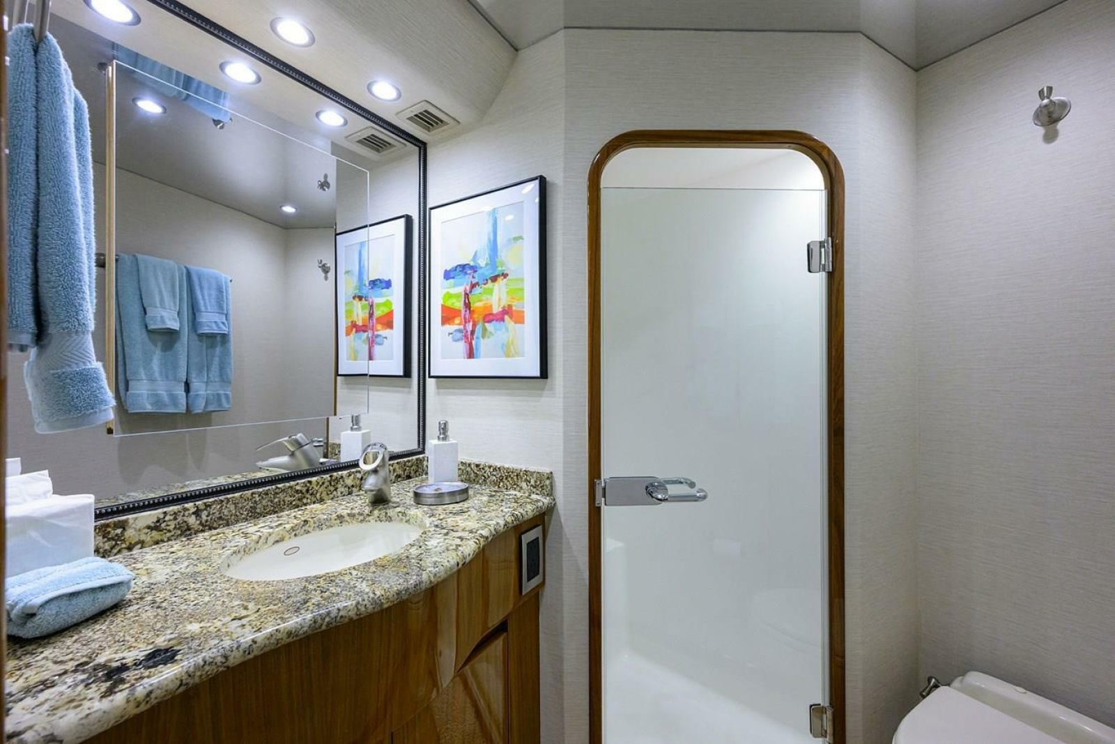 2010 Viking Enclosed Flybridge