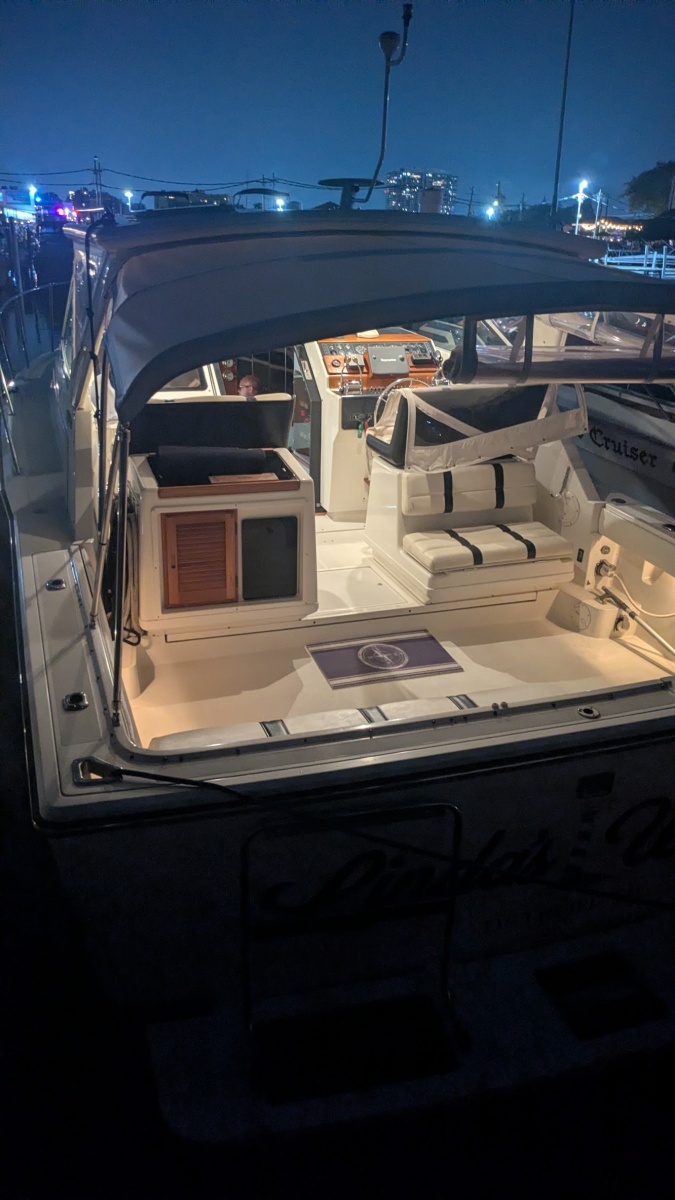 1988 Tiara Yachts