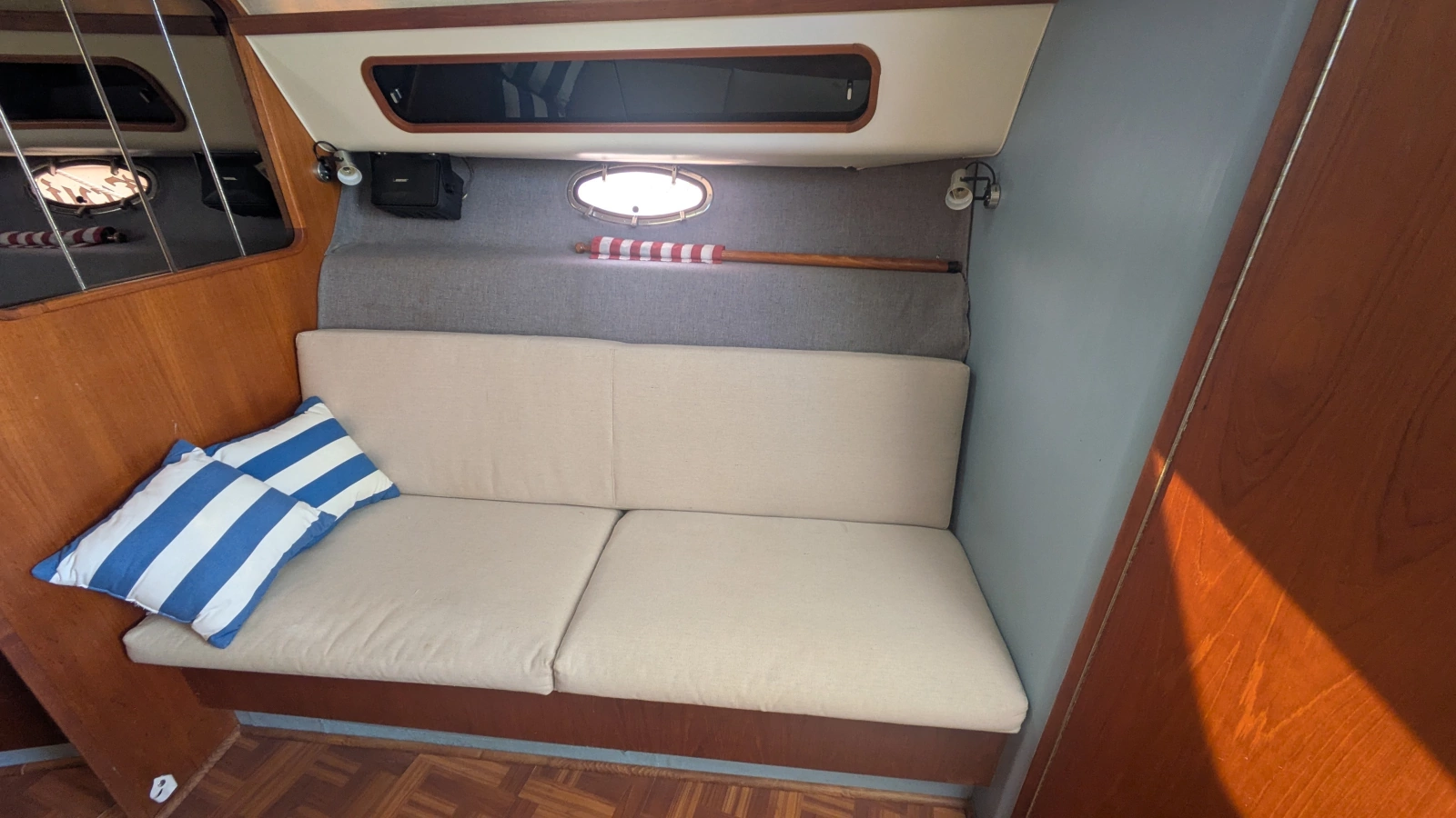 1988 Tiara Yachts 