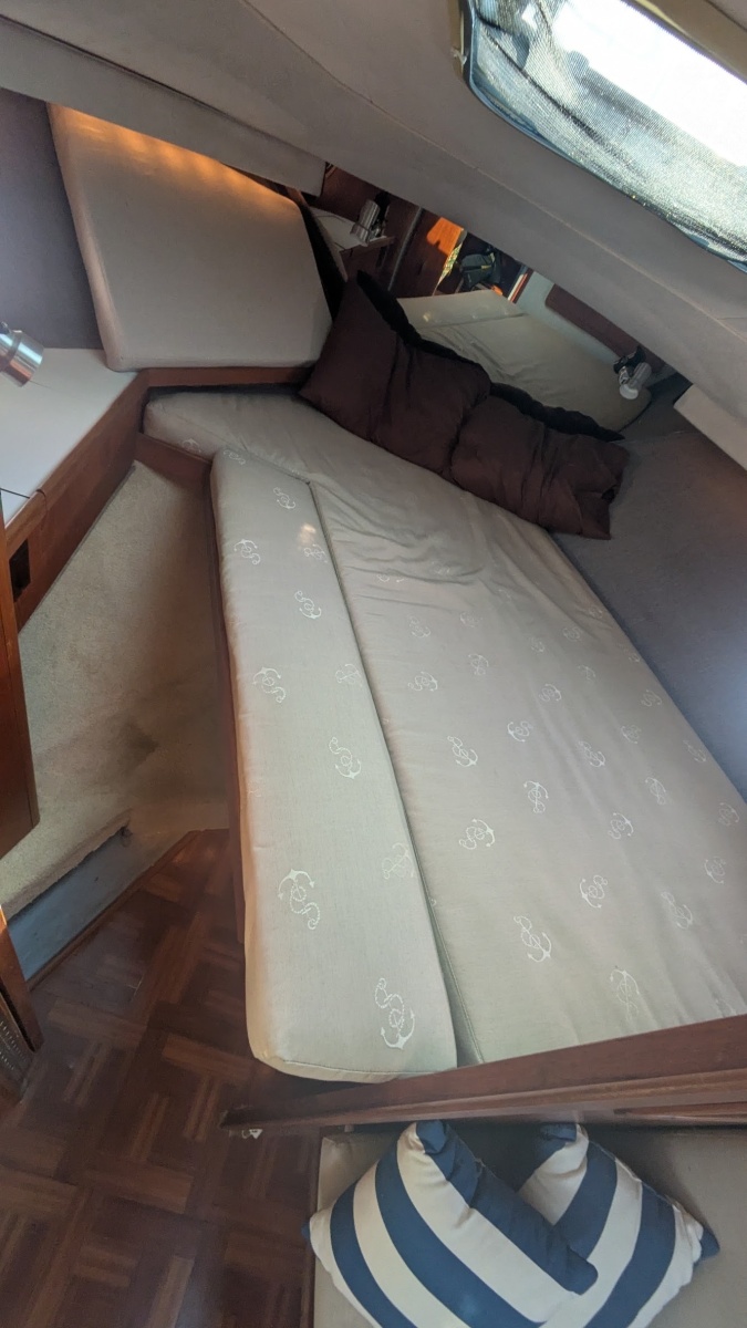 1988 Tiara Yachts