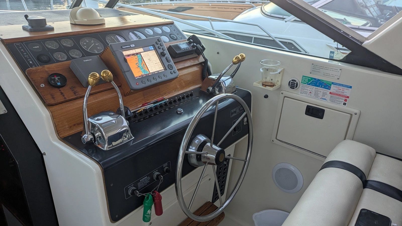 1988 Tiara Yachts 