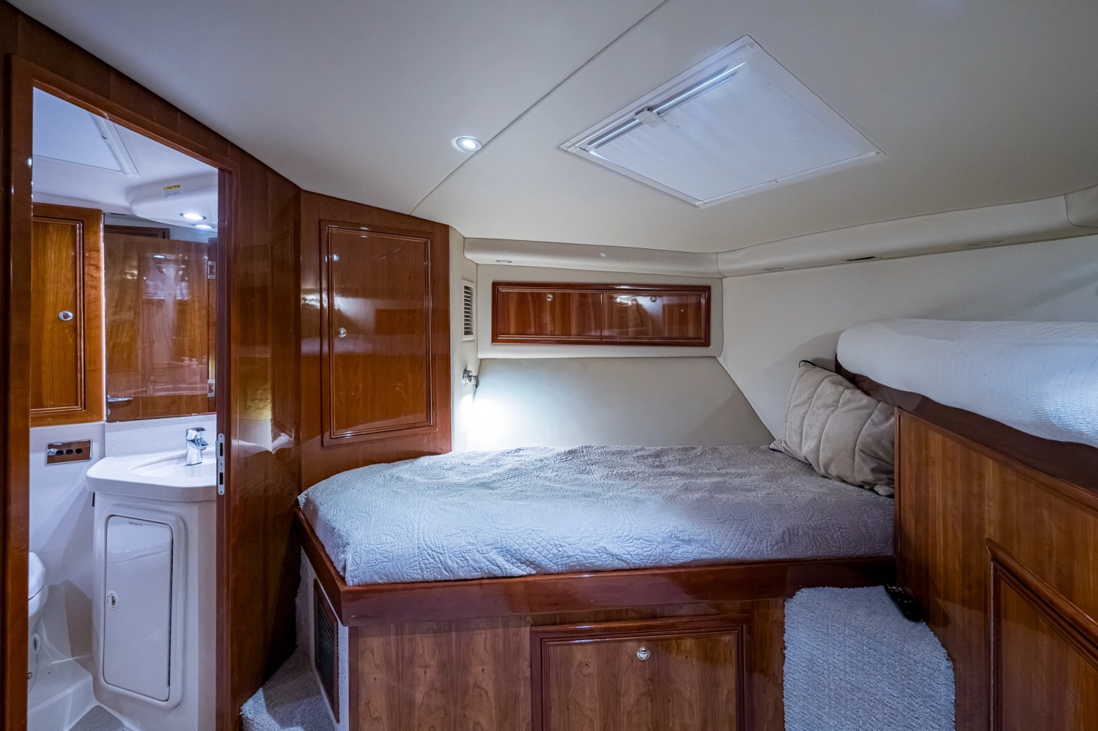2005 Riviera 51 Flybridge