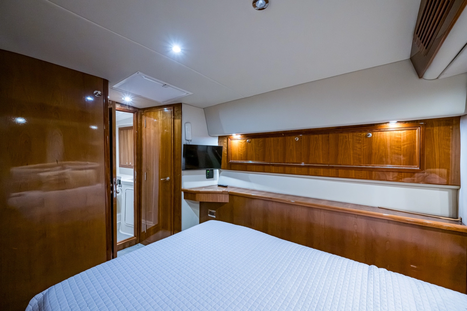 2005 Riviera 51 Flybridge