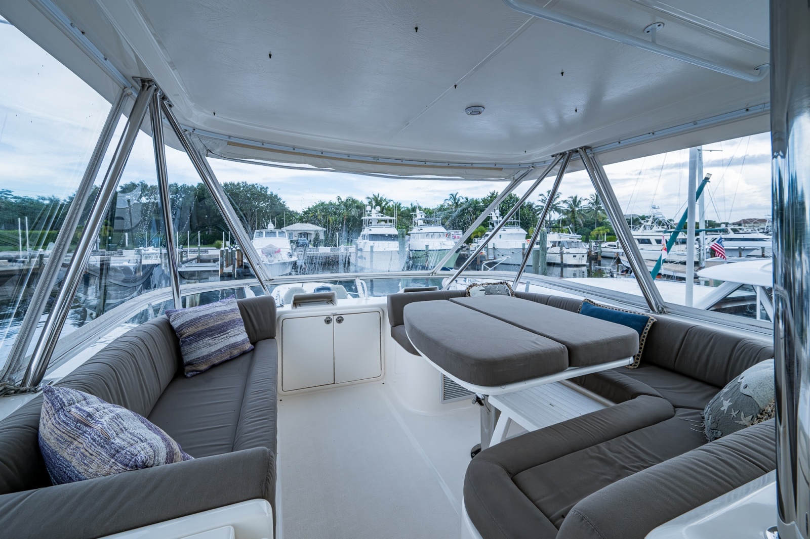 2005 Riviera 51 Flybridge