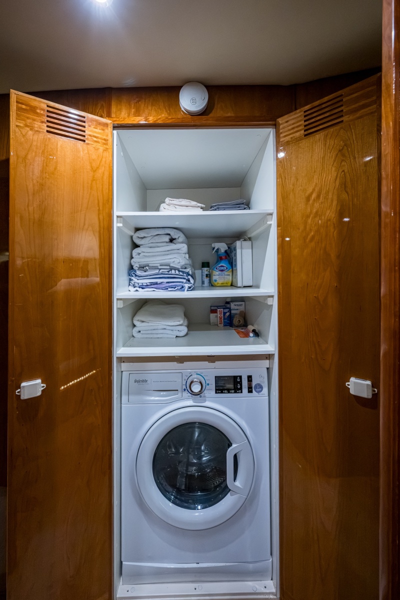 2005 Riviera 51 Flybridge