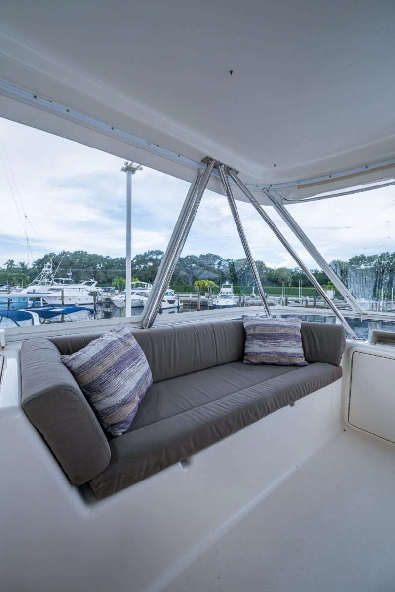 2005 Riviera 51 Flybridge