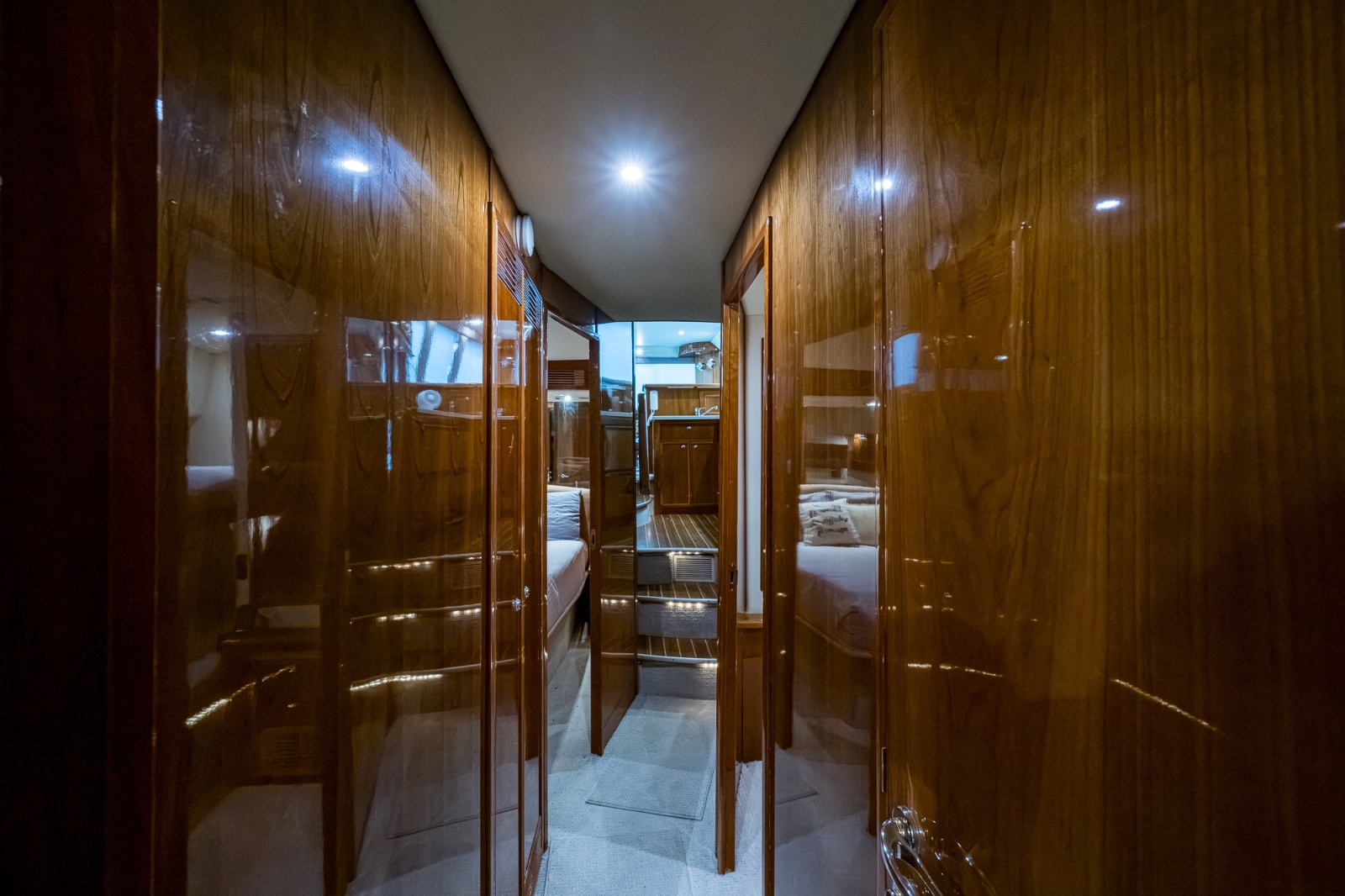 2005 Riviera 51 Flybridge