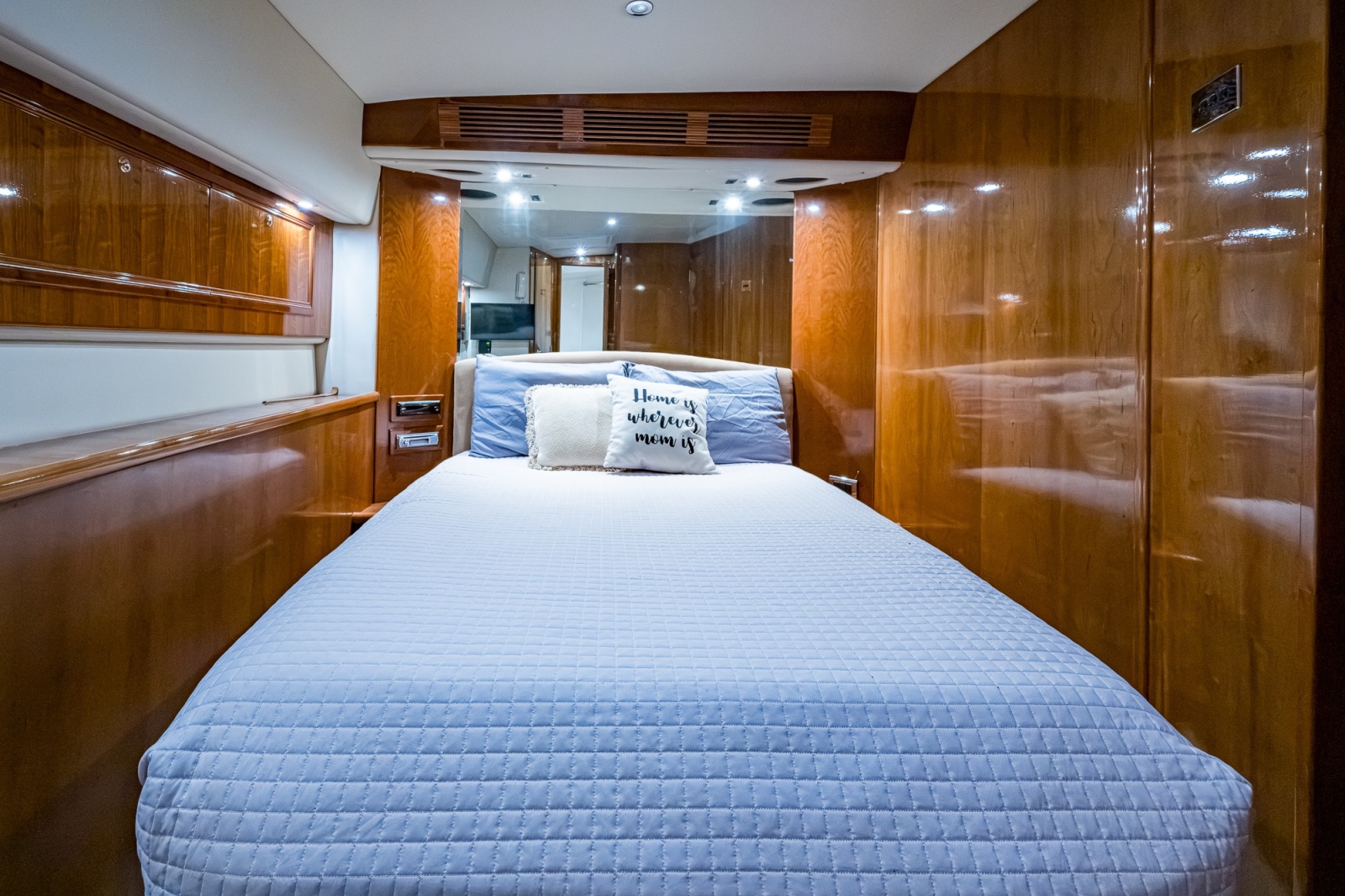 2005 Riviera 51 Flybridge